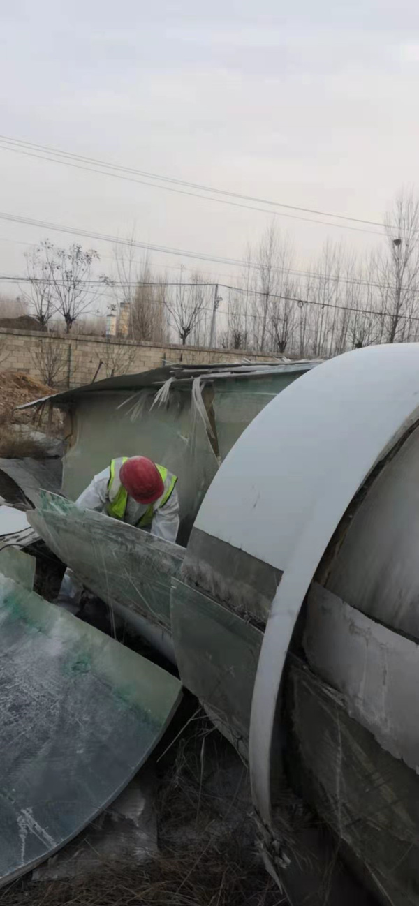 山東境內(nèi)退役葉片施工現(xiàn)場(chǎng)