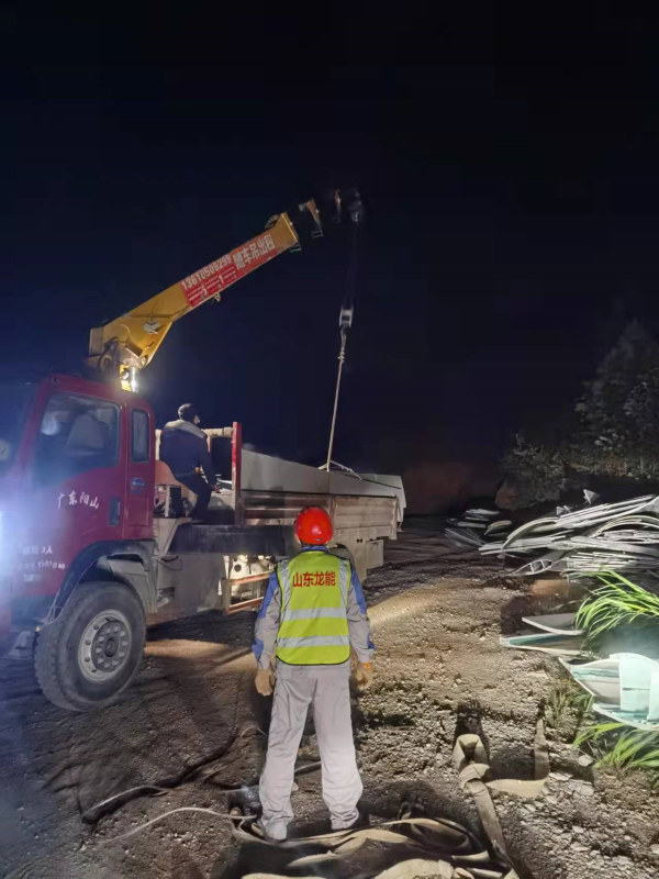 葉片回收處置現(xiàn)場