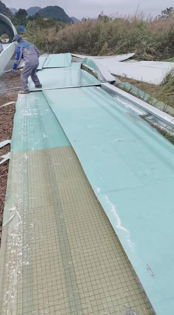 葉片回收處置現(xiàn)場